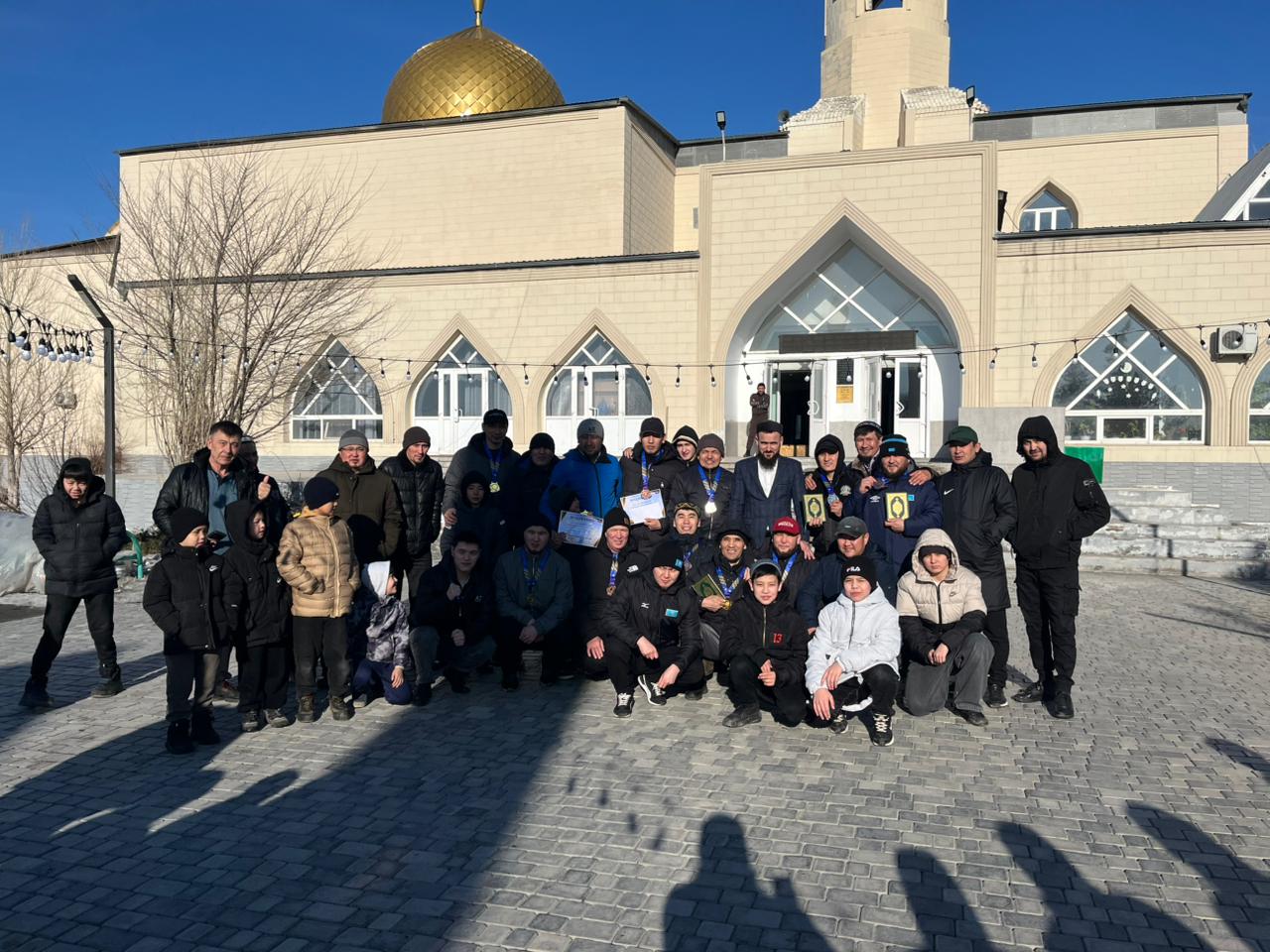 ОРАЗА АЙТ КҮНІ ЕКІБАСТҰЗ МЕШІТІНДЕ