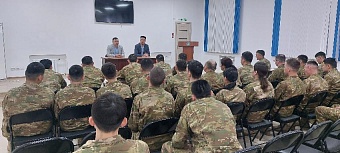 ПАВЛОДАРДА ӘСКЕРИ ҚЫЗМЕТШІЛЕРМЕН РУХАНИ-АҒАРТУШЫЛЫҚ КЕЗДЕСУ ӨТТІ