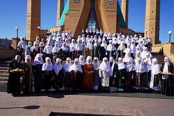 ПАВЛОДАРДА ҰЛЫСТЫҢ ҰЛЫ КҮНІ  «АНАЛАР ШАҢЫРАҒЫ» БОЙ КӨТЕРДІ